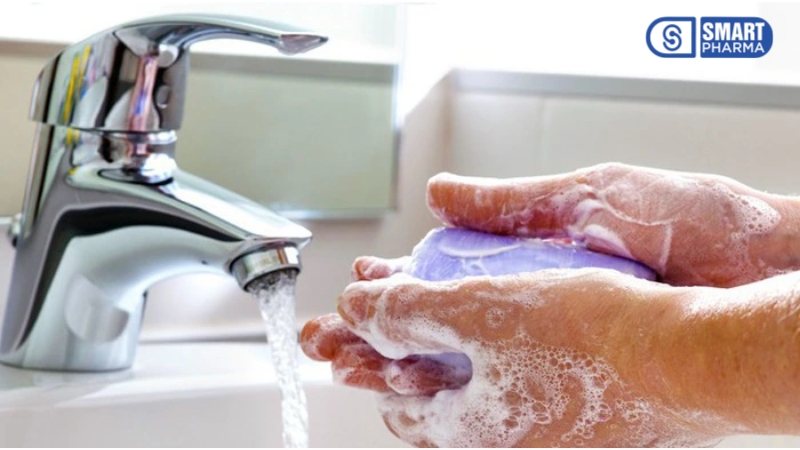 Rửa tay thường xuyên bằng xà phòng tối thiểu 20 giây để phòng ngừa virus HMPV