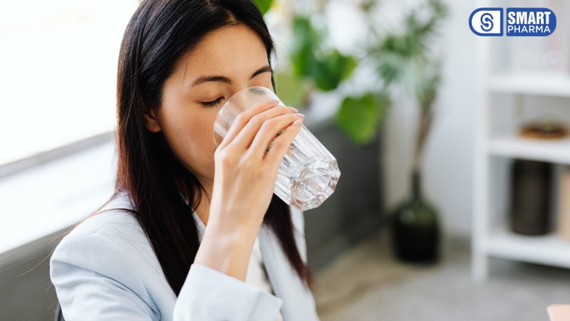 Smart Pharma - Viêm kết mạc mắt: Nguyên nhân, triệu chứng và cách điều trị hiệu quả 6 Smart Pharma - 4 1 1